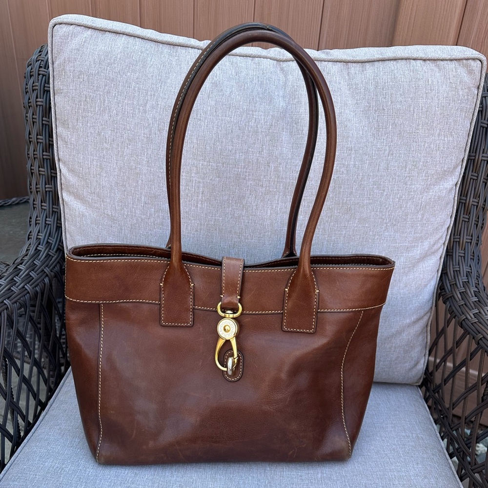 Dooney & Bourke Florentine Large Amelie Shoulder Bag